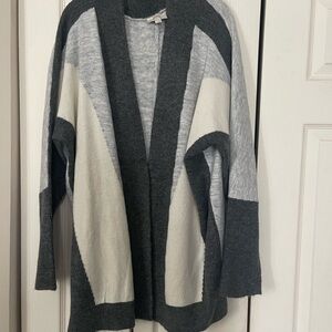 Women's LOFT Gray and White Open Cardigan Sweater